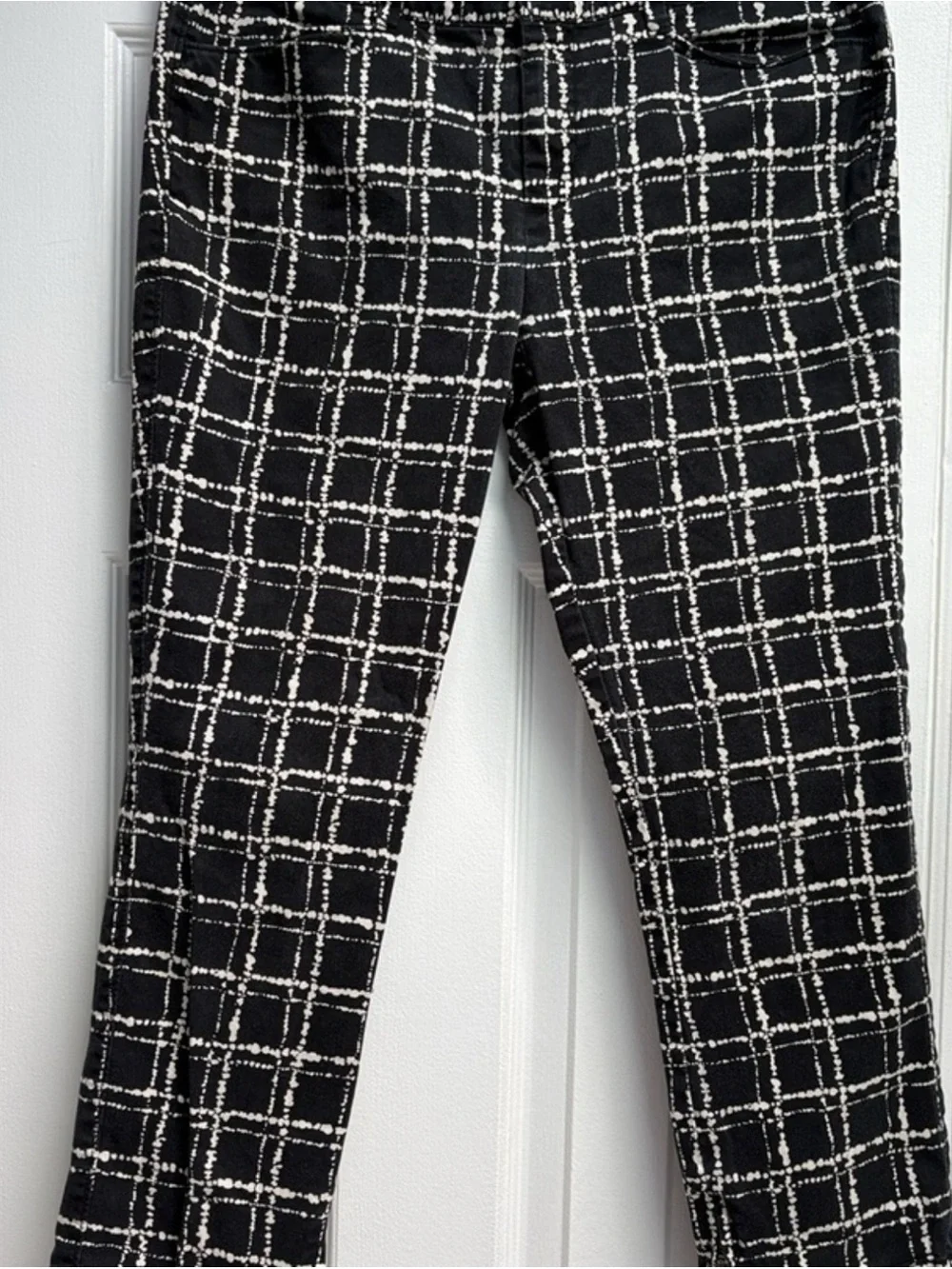 Girls Black and White Plaid Ponte Leggings